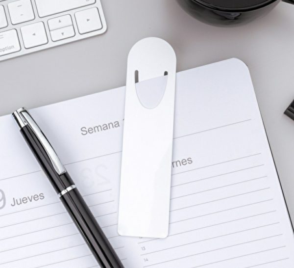 Marcapáginas de aluminio personalizado con nombres, regalo para profe, regalo fin de curso, eres un profe de sobresaliente - Imagen 2