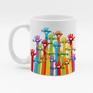 Taza de cerámica regalo para profe, regalo fin de curso, personalizada con nombres de los alumnos