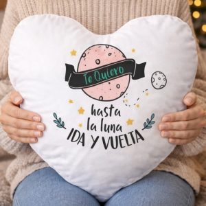 Cojín corazón, hasta la luna ida y vuelta