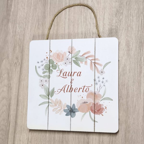Tablero decorativo madera, colgante, personalizado, Corona flores naranjas