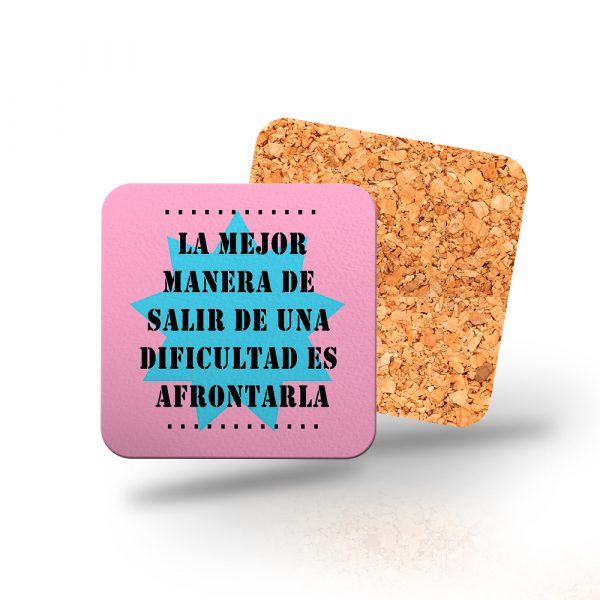 Posavasos de madera cuadrado, afrontar una dificultad