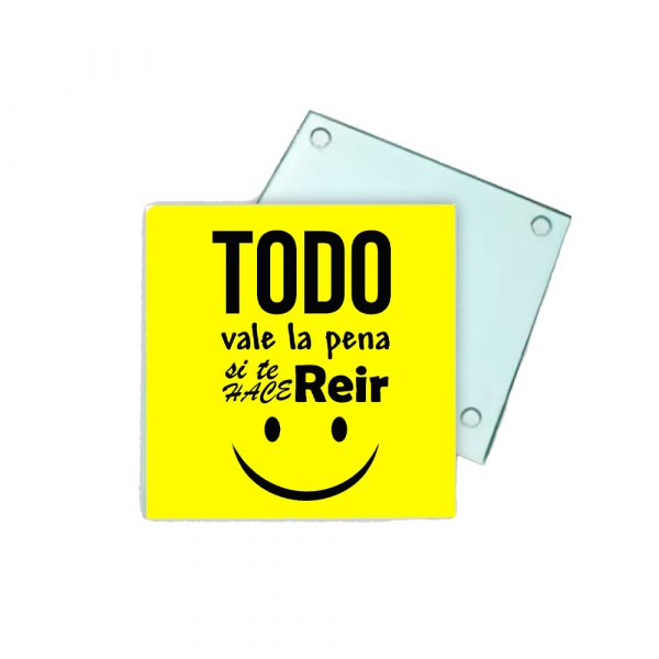 Posavasos de cristal, vale la pena si te hace Reir